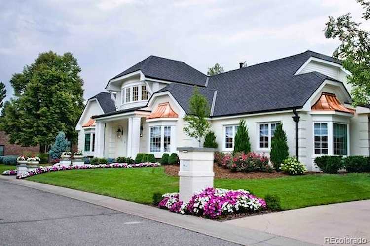 20 Polo Field Ln Denver, CO 80209