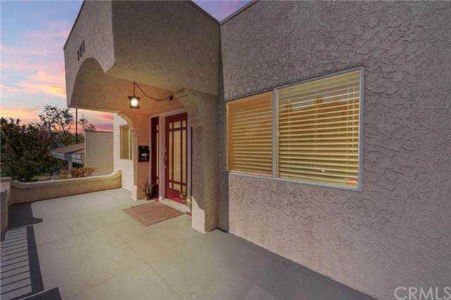 2211 Cherry Ave Long Beach, CA 90755