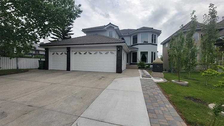 91 Arbour Lake Way NW Calgary, AB T3G 3S8