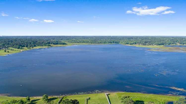 831 Lake Ridge Dr Tallahassee, FL 32312