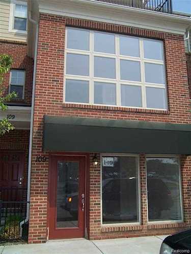 Metro Detroit House Finder | Dwellings Michigan Real Estate Photo 1