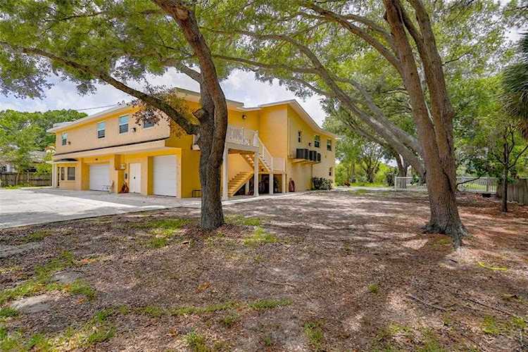 6628 1st St N St. Petersburg, FL 33702