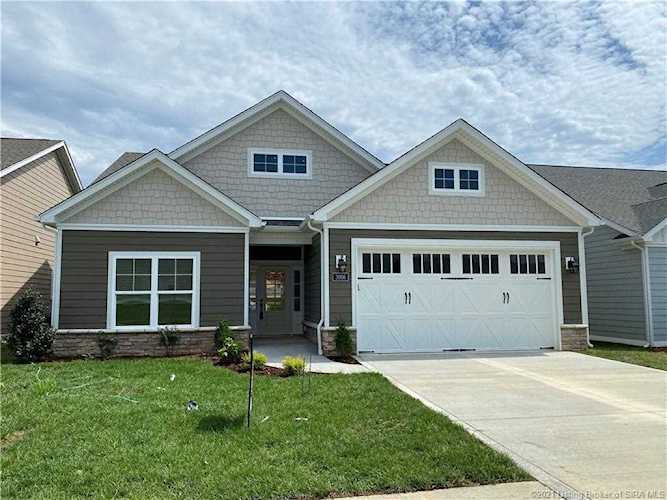3916 Windsor Creek Dr New Albany, IN 47150