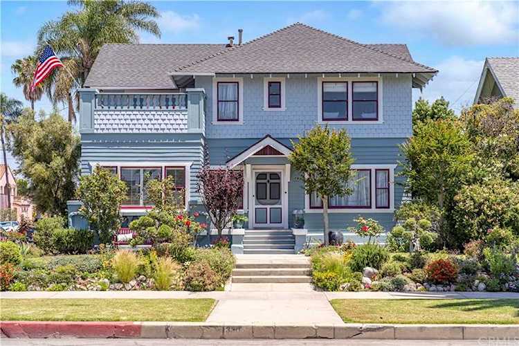 3305 E 1st St Long Beach, CA 90803
