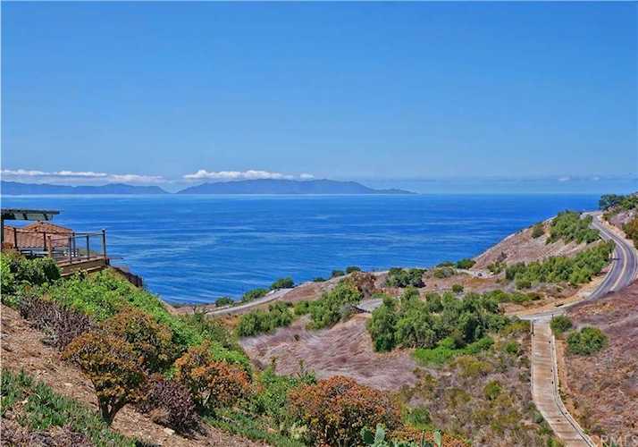 30745 Tarapaca Rd Rancho Palos Verdes, CA 90275