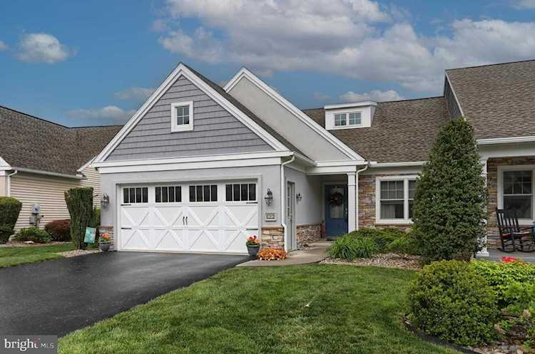 1028 English Dr Lebanon, PA 17042
