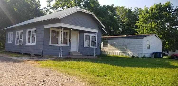 2609 3rd St Rosenberg, TX 77471