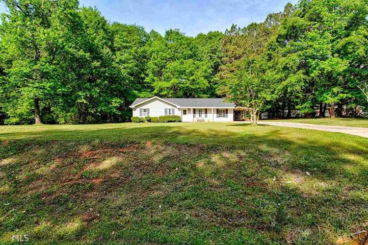 107 Wynn Rd Mcdonough, GA 30252