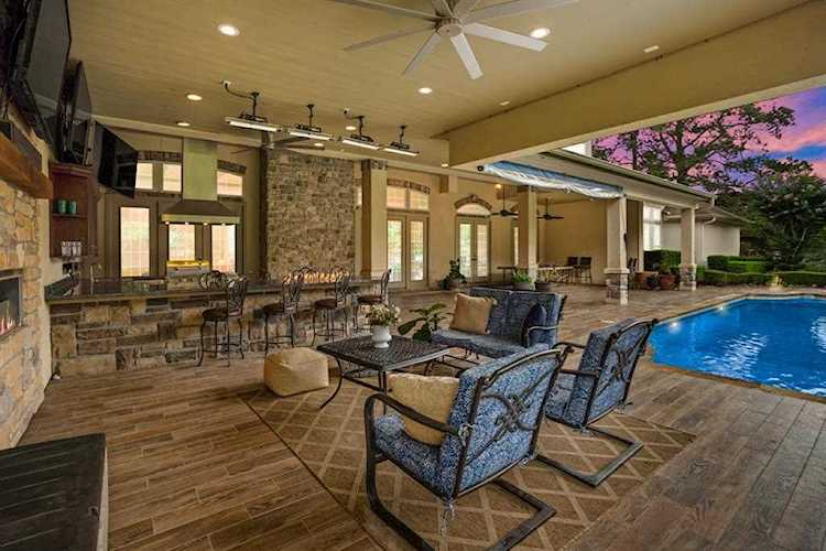 9519 Stonebridge Lake Dr Tomball, TX 77375