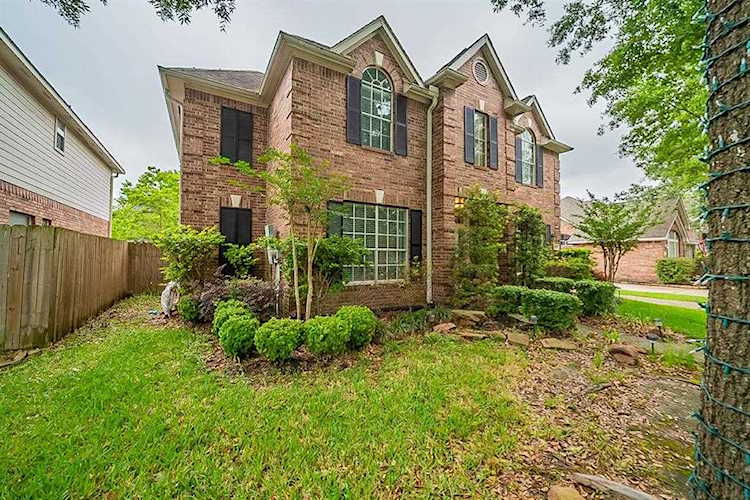 1723 Calmar Dr Spring, TX 77386