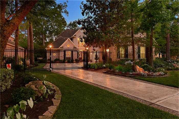 18 Quail Rock Place The Woodlands, TX 77381