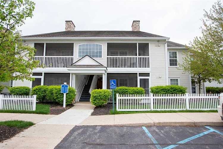 2836 S Knightsbridge Circle Ann Arbor, MI 48105