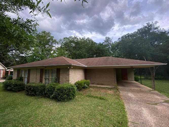 1902 Dunwoody Drive Columbus, GA 31907