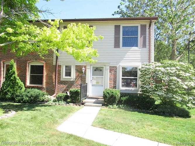 18125 Jamestown Circle Northville Twp, MI 48168