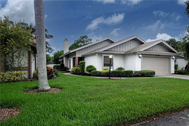 7772 Pine Trace Dr Sarasota, FL 34243