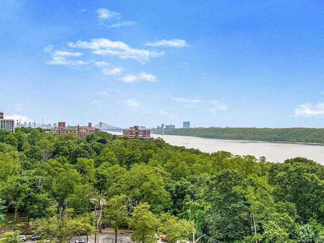 3671 Hudson Manor Terrace #10-J Call Listing Agent, NY 10463