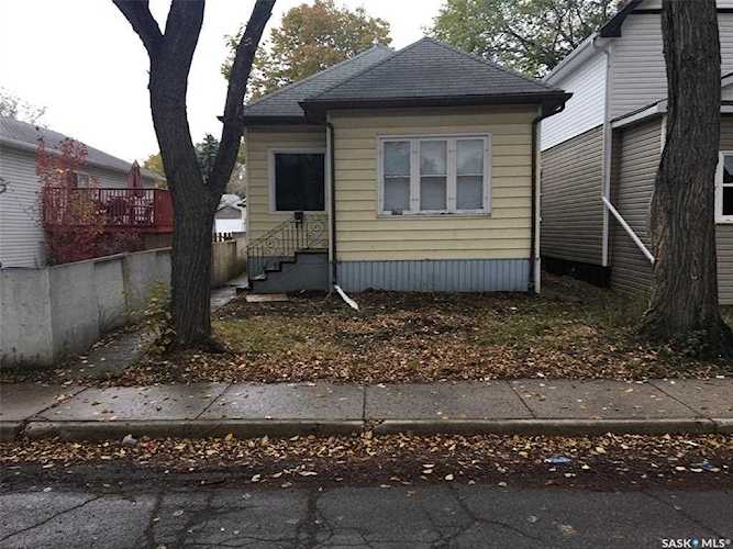 1750 Ottawa St Regina, SK S4P 1P2