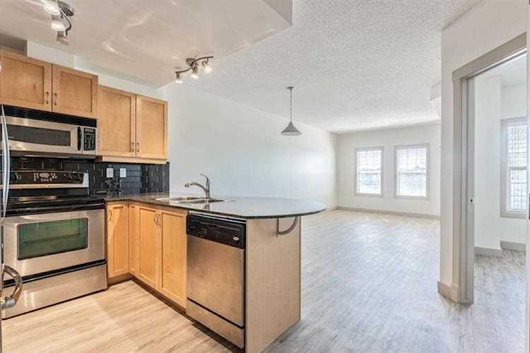 11811 Lake Fraser Dr SE #5406 Calgary, AB T2J 7J1