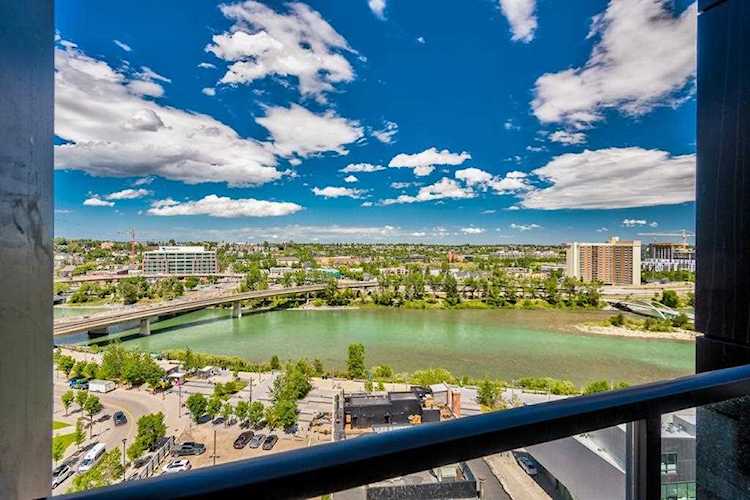 550 Riverfront Ave SE #1409 Calgary, AB T2G 1E5