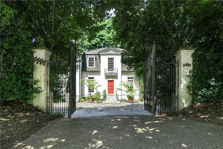 3342 Kilby Place NW Atlanta, GA 30327