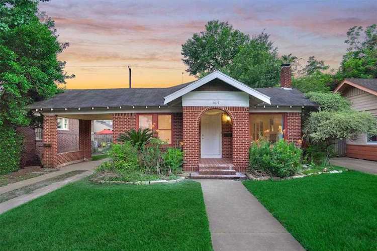 1617 Hawthorne St Houston, TX 77006