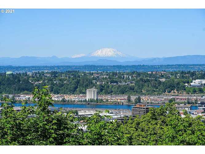 320 NW Maywood Dr Portland, OR 97210