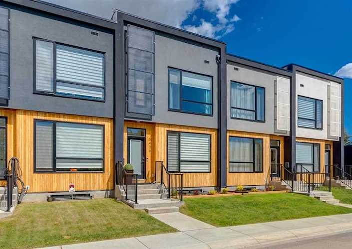 5406 21 St SW Calgary, AB T3E 1S3