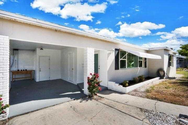 222 Columbia Drive Lake Worth Beach, FL 33460
