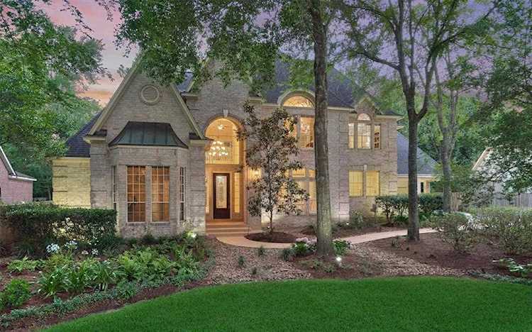 112 Wind Ridge Circle The Woodlands, TX 77381