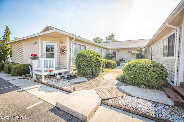 300 The Cape Boulevard Wilmington, NC 28412