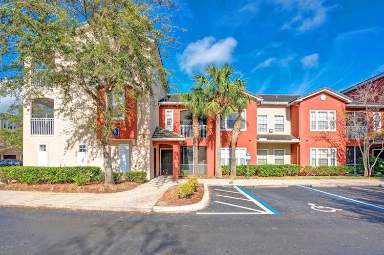 10075 Gate Pkwy Jacksonville, FL 32246