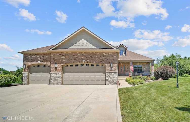 8730 Mystic Circle Crown Point, IN 46307