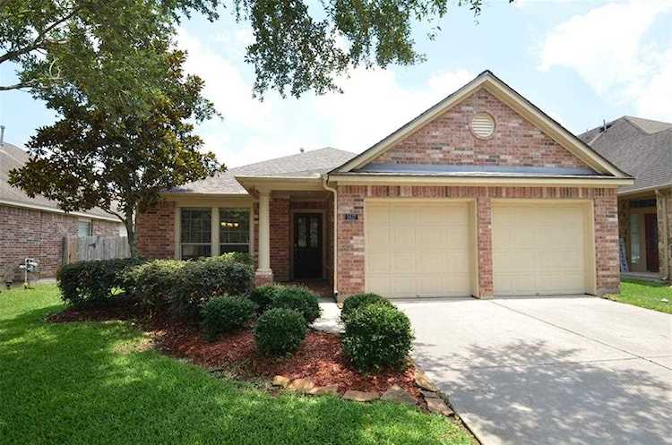 5527 Stoneridge Ct Rosenberg, TX 77471
