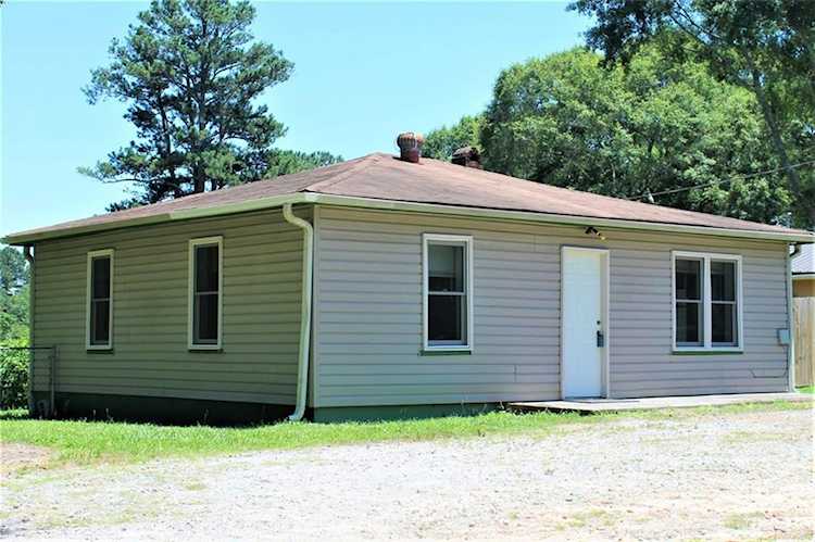 6180 Temple St Lithia Springs, GA 30122