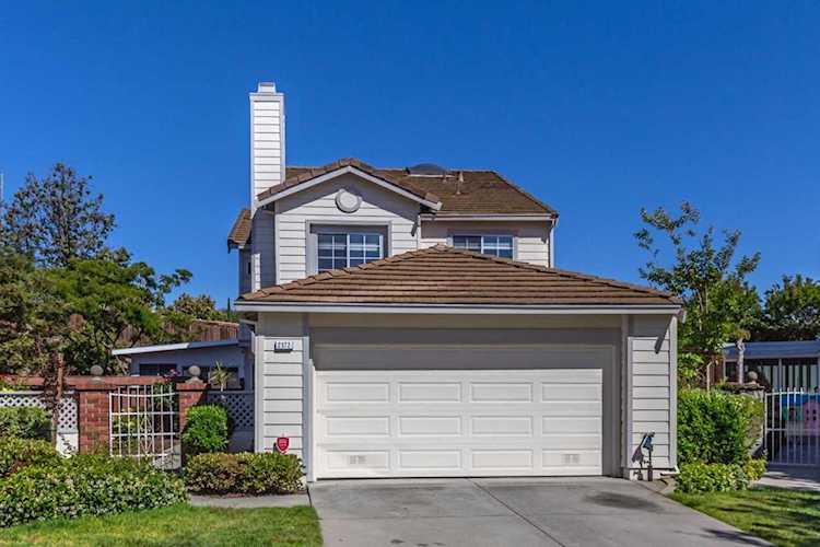 2372 Dubois Street Milpitas, CA 95035