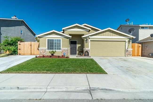 2351 Driftwood Court Hollister, CA 95023 | MLS 52278105 Photo 1