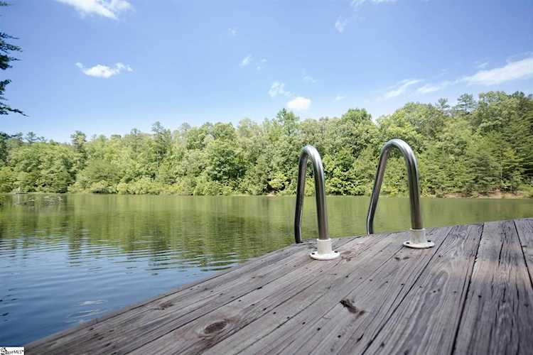 305 Raven Cliff Rd Cleveland, SC 29635