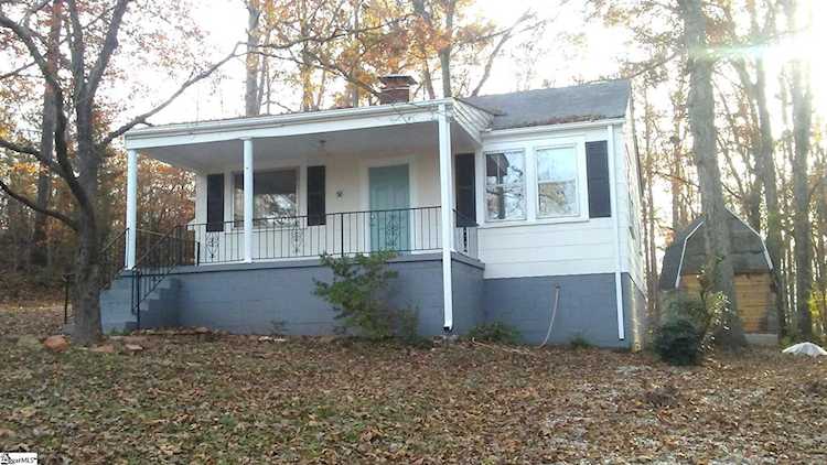 58 W Harris St Greenville, SC 29611