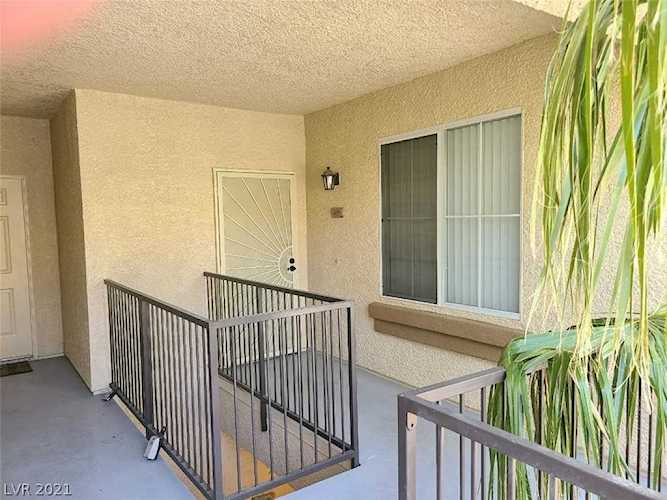 7119 S Durango Dr #309 Las Vegas, NV 89113