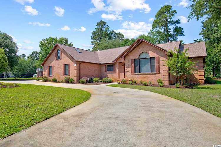 3099 Kings Ct. Little River, SC 29566