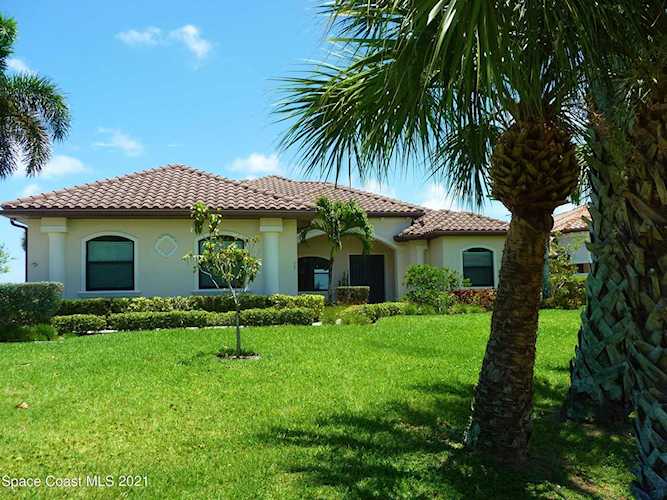 11 Pisces Lane Rockledge, FL 32955