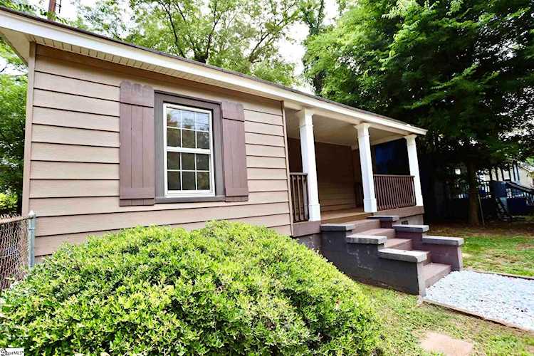 15 Gallon St Greenville, SC 29605