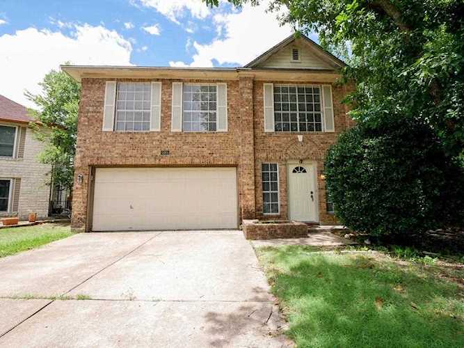 505 Kingfisher Creek DR Austin, TX 78748
