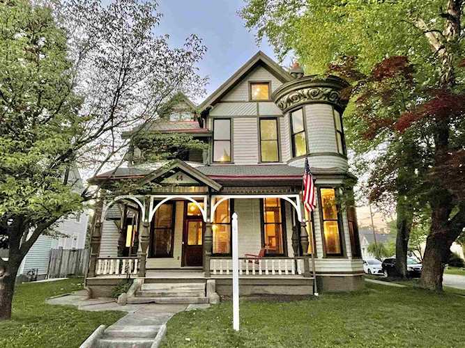 44 Washington Avenue Evansville, IN 47713