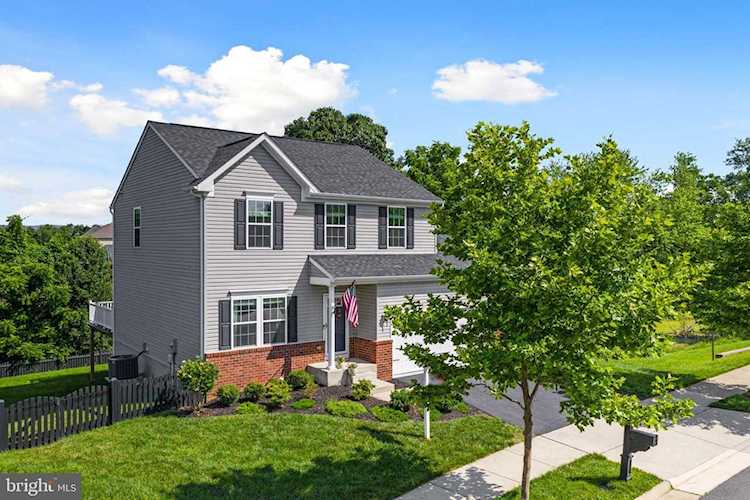 111 Eisentown Dr Lovettsville, VA 20180 | MLS ® VALO441186 Photo 1