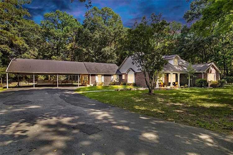 29079 Huffman Cleveland Rd Huffman, TX 77336