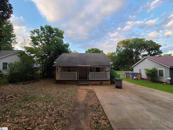 110 Lester Ave Greenville, SC 29617 | MLS 1447254 Photo 1