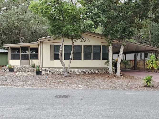 138 E Plantation Blvd Lake Mary, FL 32746