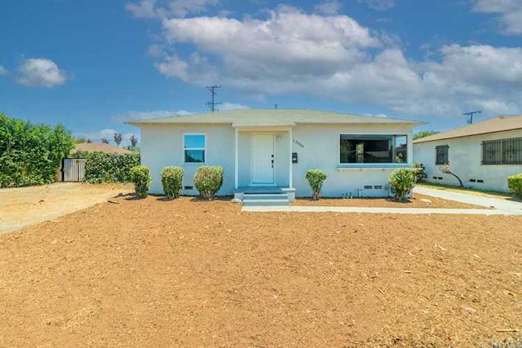 12304 Elva Ave Los Angeles, CA 90059