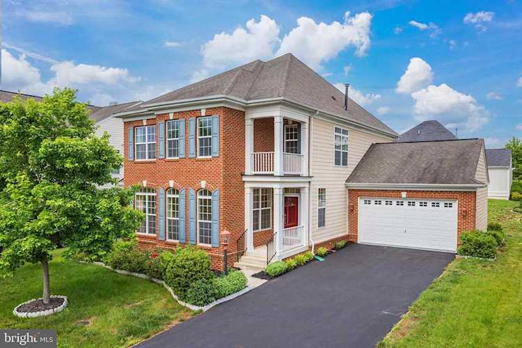 13540 Arcadian Dr For Sale in Leesburg Photo 1